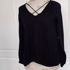 Women's Strappy Lush Top